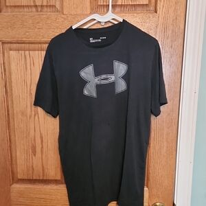 Under Armour Charcoal Men's Short Sleeve Tee